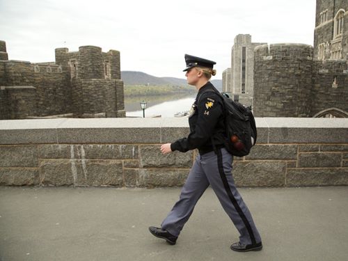 mot-ngay-o-hoc-vien-quan-su-hoa-ky (9).jpg